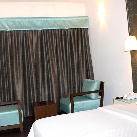 Hotel Saiprakash Hyderabad Zimmer foto